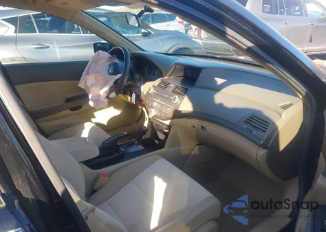 2010 Honda Accord 2.4 Lx from USA, damaged, VIN 1HGCP2F36AA170169